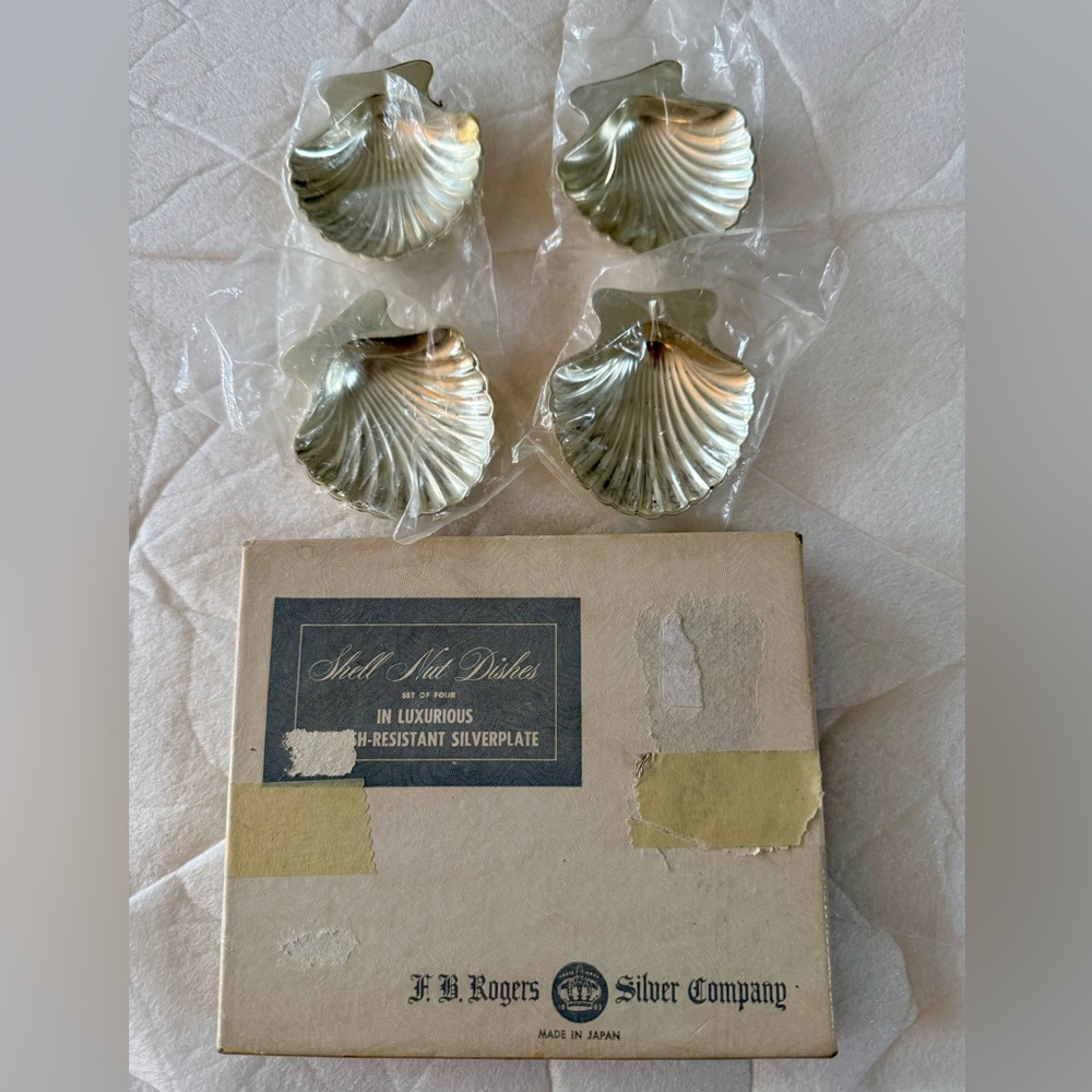 Shell Nut Dishes - Picture 2 of 14